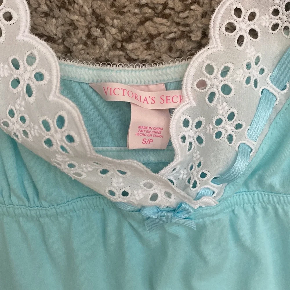 NWOT Victoria’s Secret Eyelet Lace Cotton Slip - Picture 8 of 13